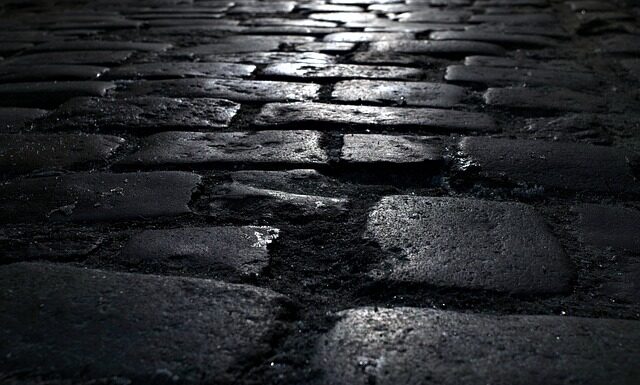 Jak usypać podłoże w akwarium?